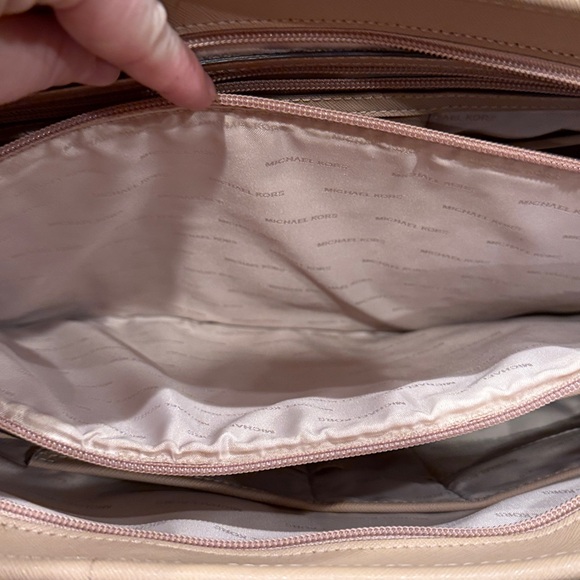 Michael Kors Tan Leather Tote Bag - Picture 7 of 9